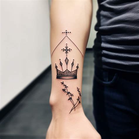 Tatuaggio Corona: Significato, Idee, Foto, Simboli e .